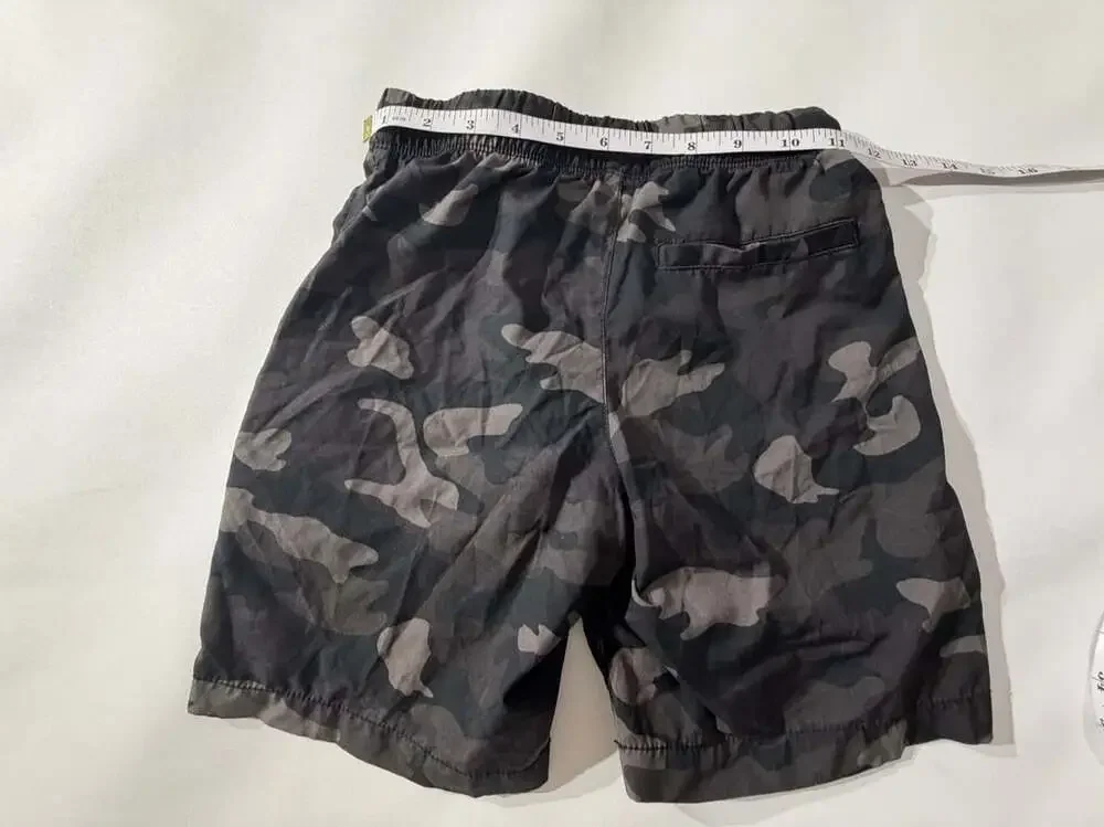 Old Navy Dark Camo Elastic Drawstring Athletic Shorts Boys Size M